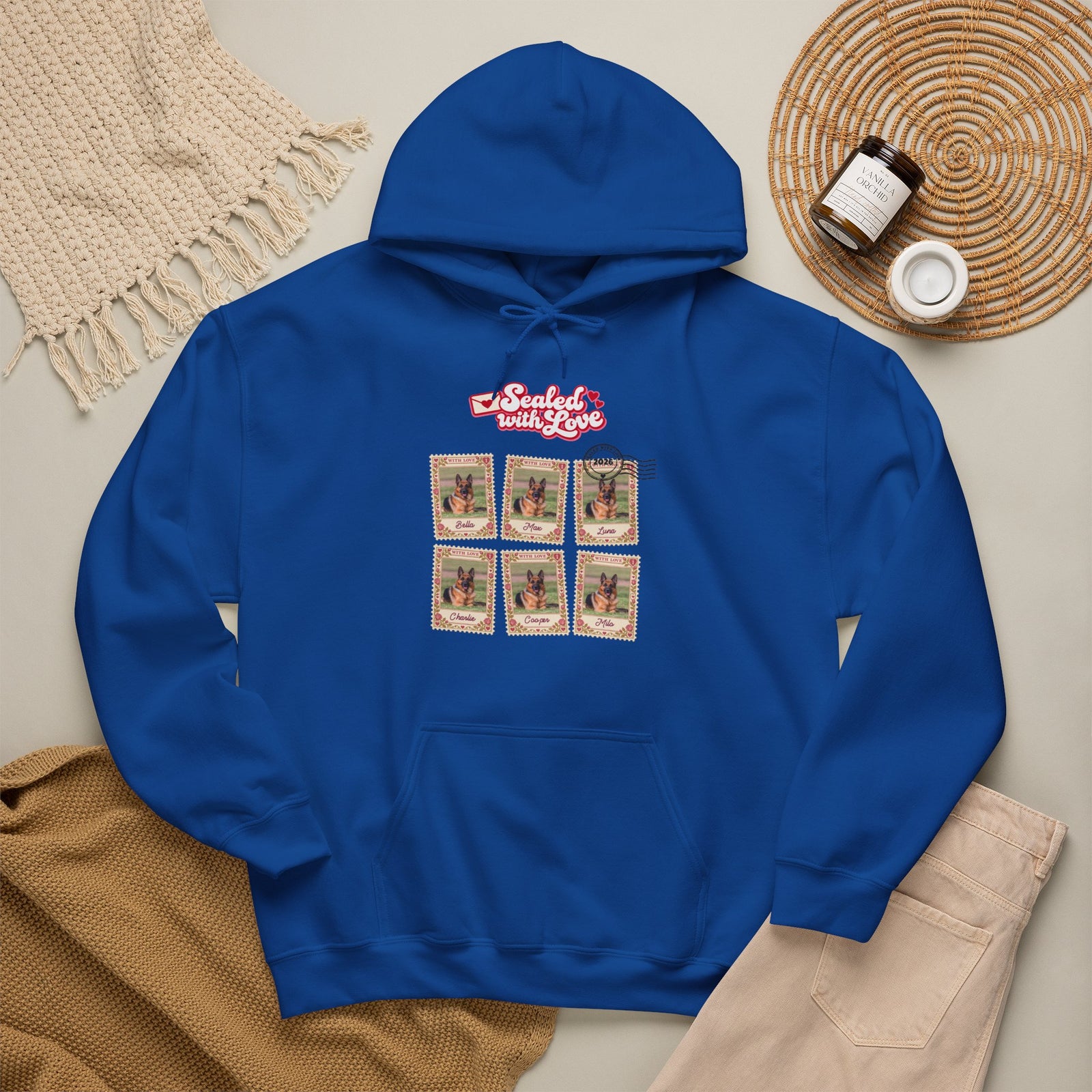 Personalized Dog Hoodie – Sealed with Love Stamps – Foto 14