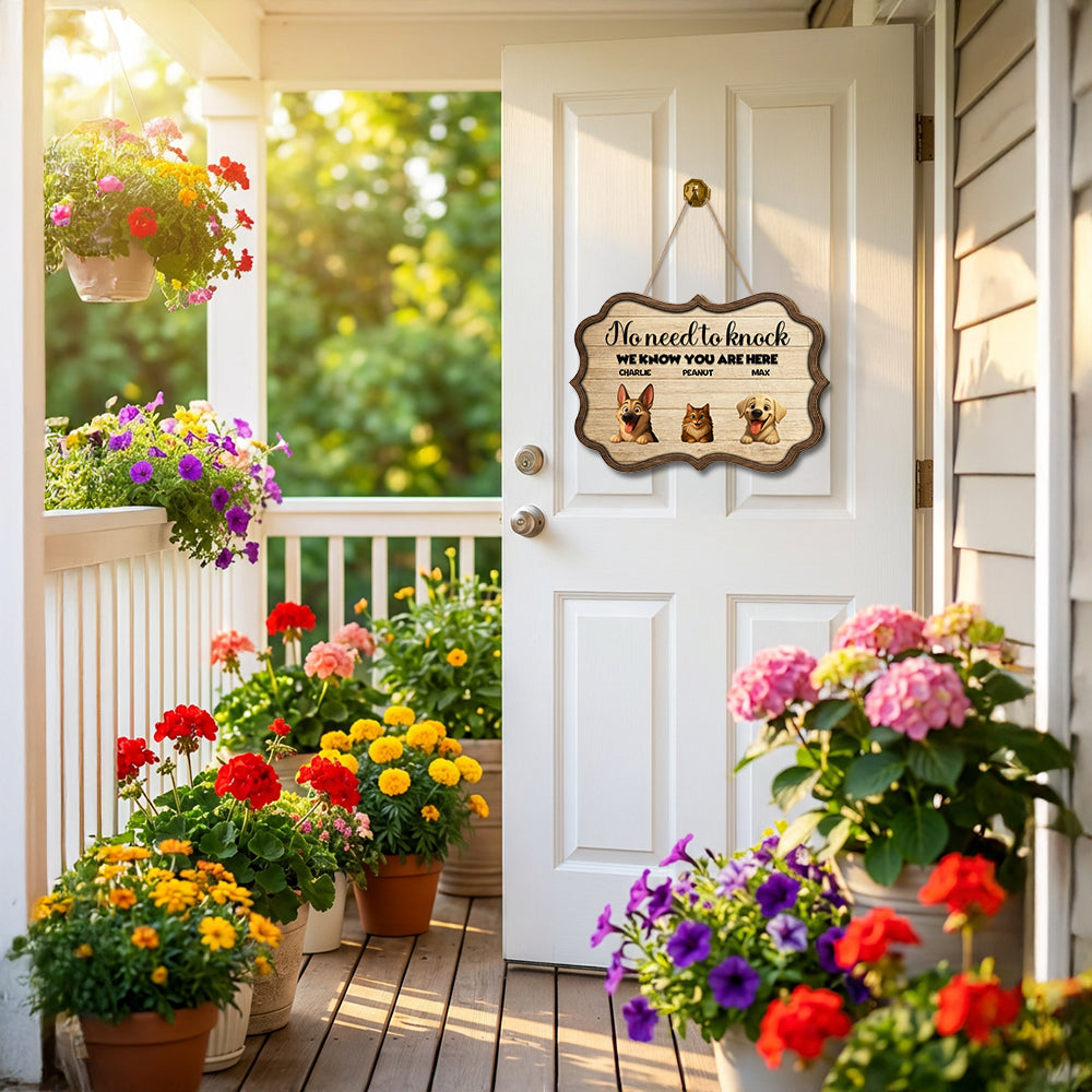 Personalized Peeking Pets Wood Sign