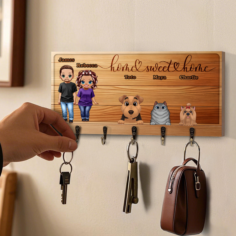 Personalized Keyholder with People and Peeking Pets - Keyholder - Personalized Family Gift - Up to 5 Pets