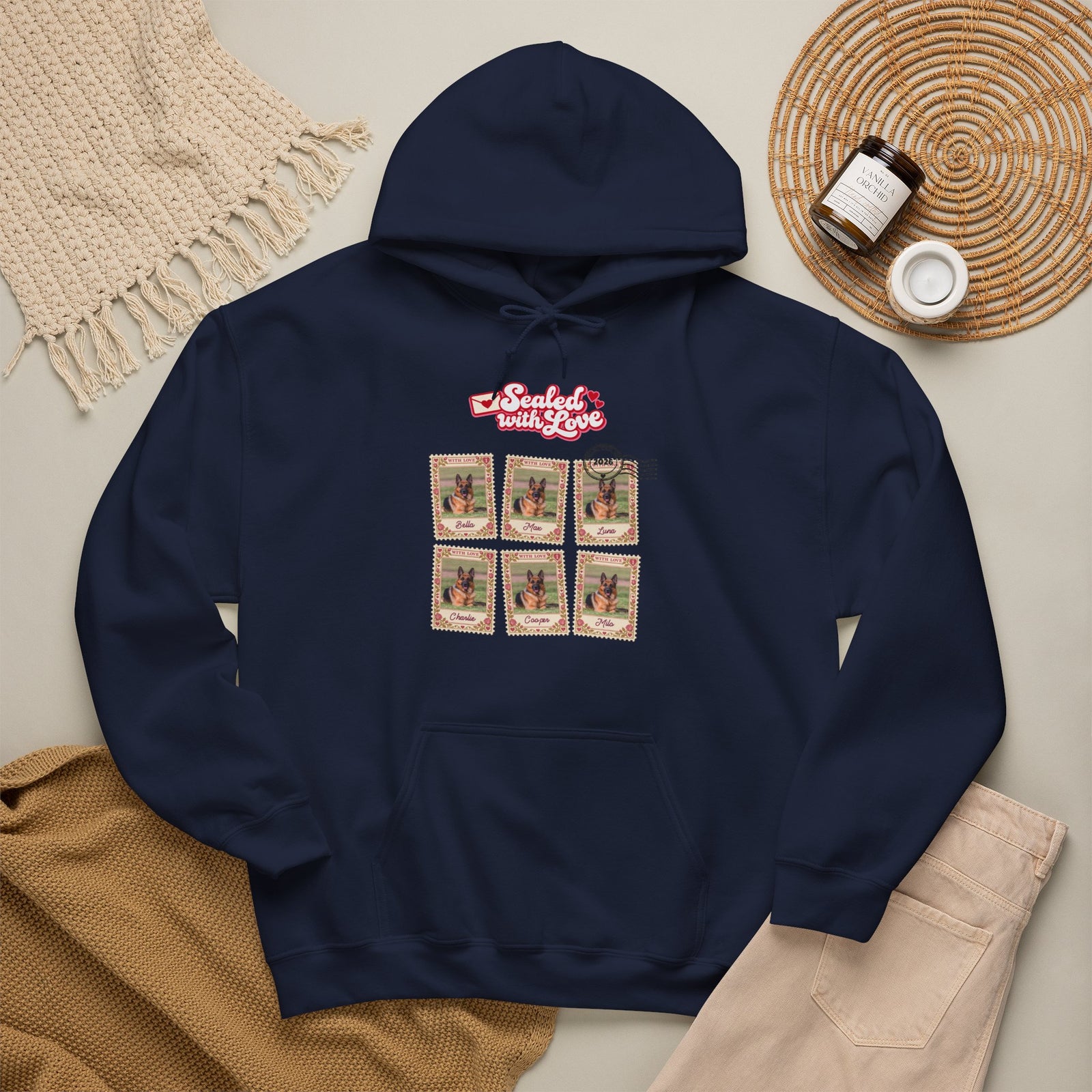 Personalized Dog Hoodie – Sealed with Love Stamps – Foto 2